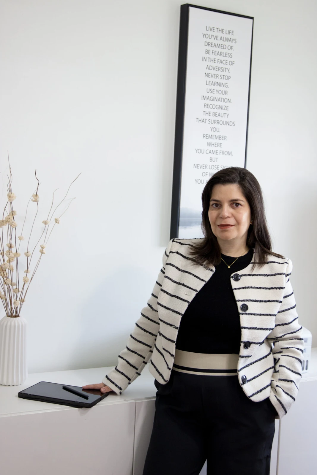 Renata Davite em seu espaço de atendimento